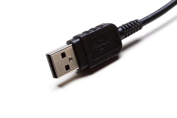 Plugue de cabo USB em fundo branco — Fotografia de Stock