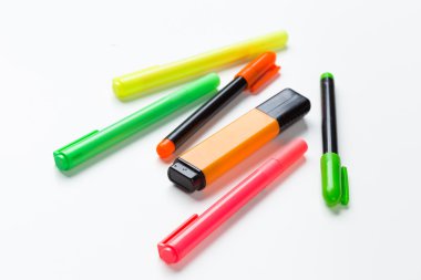 İzole Keçeli Kalemler