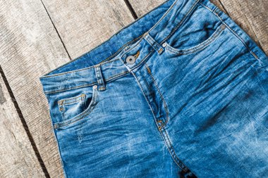 Kot eski ahşap yüzey üzerinde