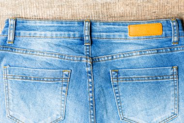 Kot eski ahşap yüzey üzerinde