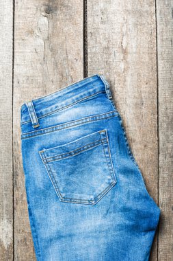 Kot eski ahşap yüzey üzerinde