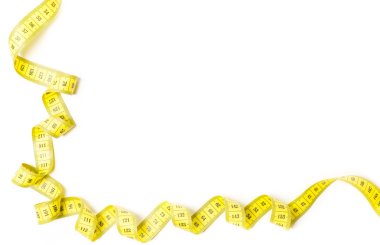 Beyaz arkaplanda izole edilmiş şerit ölçülüyor