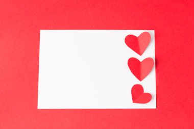 Sevgililer günü. Sevgililer günü kalp eski ahşap üzerine.