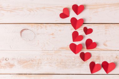 Sevgililer günü. Sevgililer günü kalp eski ahşap üzerine.