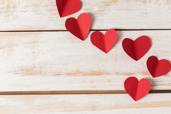 De dag van Valentijnskaarten. Valentines day hart op oud hout. — Stockfoto