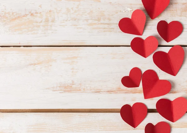 De dag van Valentijnskaarten. Valentines day hart op oud hout. — Stockfoto