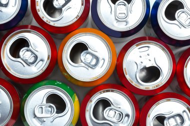 İzole alüminyum kutular