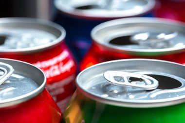 İzole alüminyum kutular