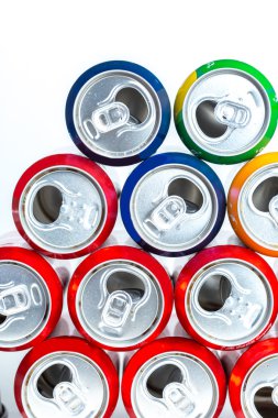 İzole alüminyum kutular