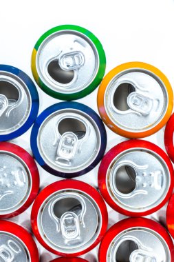 İzole alüminyum kutular