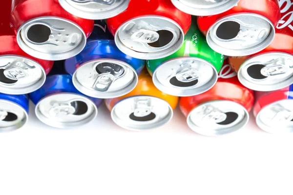 İzole alüminyum kutular