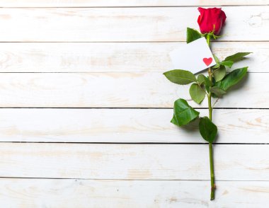 kırmızı kart ile yükseldi