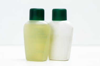 Farklı kozmetik kapları