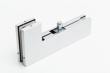 Farklı metal parçalar