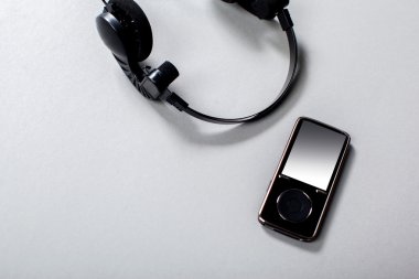  Ses kulaklık ve mp3 çalar