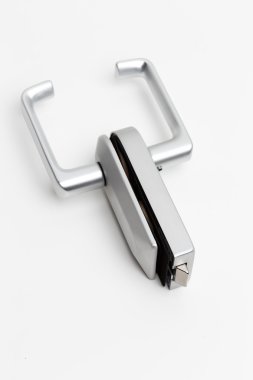 Farklı metal parçalar