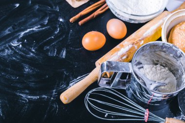 Malzemeler ve pişirme için gereçler