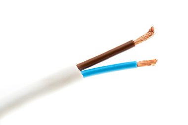 Birçok kabloyla elektrik ekranlı kablo