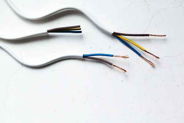 Elektrisk skärmad kabel med många kablar — Stockfoto
