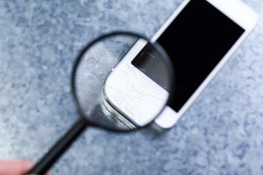hareket eden smartphone ve Büyüteç