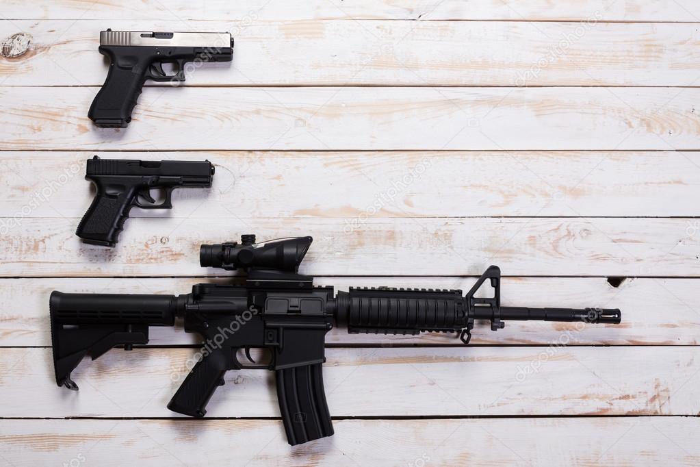 Assault automatic rifle and guns