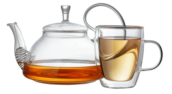 Tetera de vidrio y taza de vidrio con té aislado en blanco —  Fotos de Stock