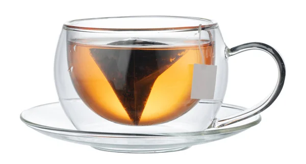 白い背景に孤立したお茶のグラスカップ — ストック写真