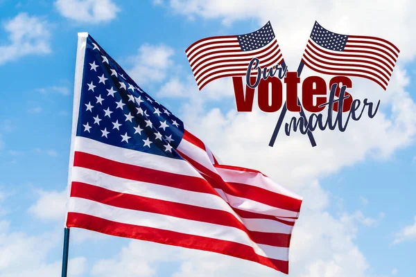 Nuestros votos importan. Bandera americana ondeando en el viento —  Fotos de Stock
