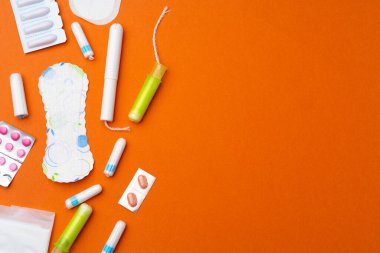 Düz pedler, tamponlar ve haplar.