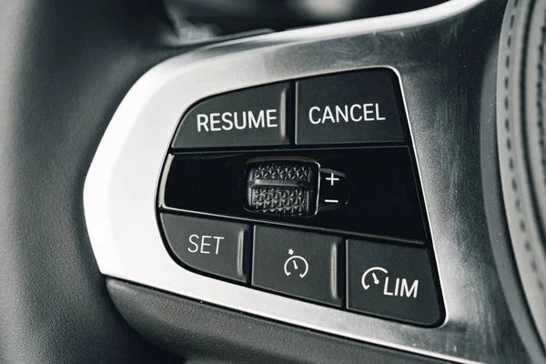 Panel de botones del coche en el salpicadero — Foto de Stock