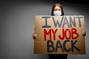 Koronavirüs salgını sırasında iş kaybına karşı tabelalar