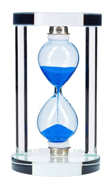 Синие песочные часы на белом фоне — стоковое фото