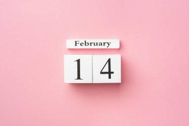 Tahta takvim 14 Şubat üst görünümü