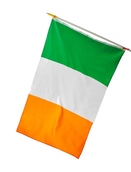 Nationale vlag van Ierland geïsoleerd op witte achtergrond — Stockfoto