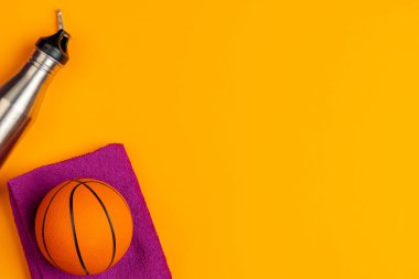 Basketbol için top, yukarıdan görünüm