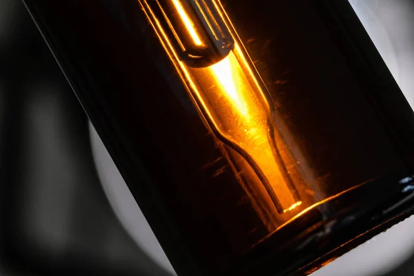 Close-up foto van glazen cosmetica container voor vette textuur — Stockfoto