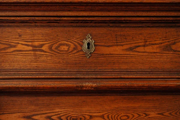 Старый деревянный ящик ящиков закрывается — стоковое фото