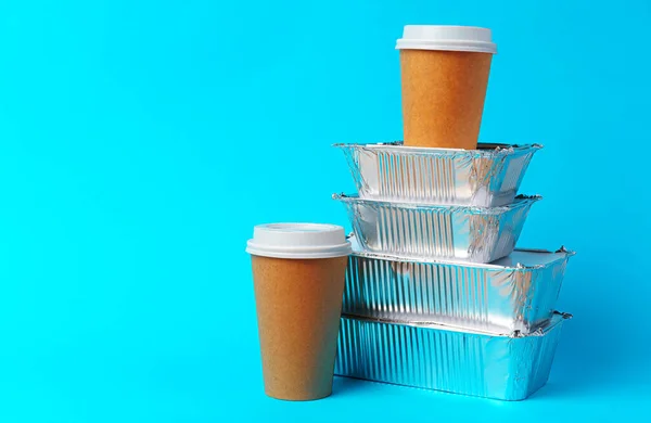 Tazas de café y comida para llevar. Comida para llevar —  Fotos de Stock