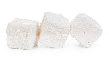 Beyaz hindistan cevizi talaşı ile beyaz Türk lokumu