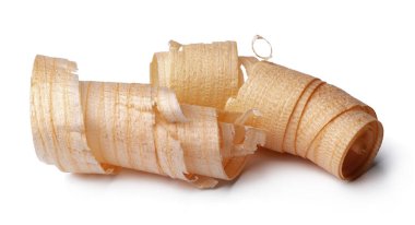 Beyaz zemin üzerinde izole ahşap talaşı