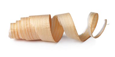 Beyaz zemin üzerinde izole ahşap talaşı