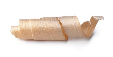 Beyaz zemin üzerinde izole ahşap talaşı