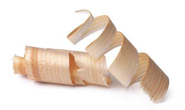 Beyaz zemin üzerinde izole ahşap talaşı