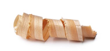 Beyaz zemin üzerinde izole ahşap talaşı