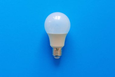 Mavi kağıtta bir ampul