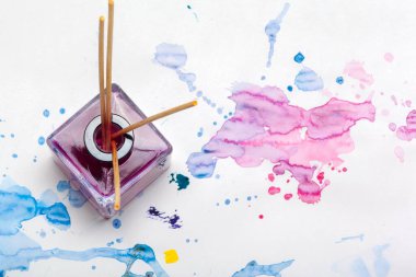 Oda spreyi evde kalır.