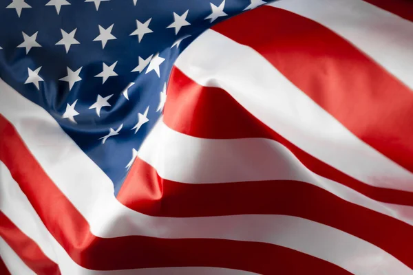 Bella estrella ondeando y bandera americana rayada — Foto de Stock