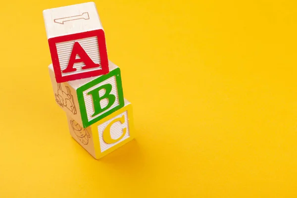 Alfabet blokkeert ABC close-up, onderwijsconcept — Stockfoto