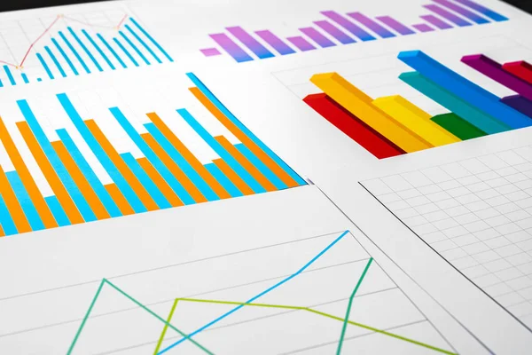 Närbild av analysdokument för företagsdiagram — Stockfoto