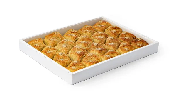 Assortiment Turkse baklava dessert in een witte doos geïsoleerd op wit — Stockfoto